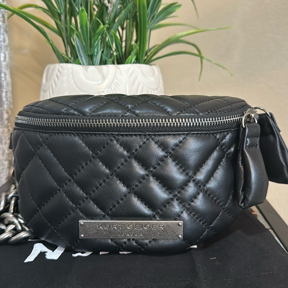 Kurt Geiger London Brixton Quilted Belt Bag
Kurt Geiger London